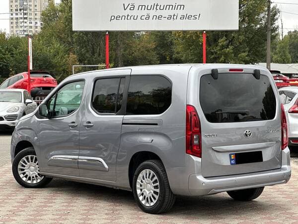 Toyota Proace City Verso 2024 — Миниатюра 4