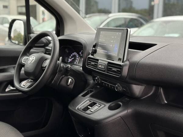 Toyota Proace City Verso 2024 — Миниатюра 8