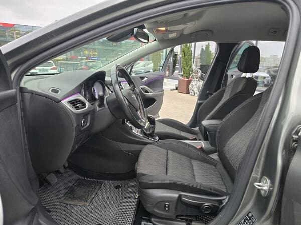 2020 Opel Astra — Miniatură 6