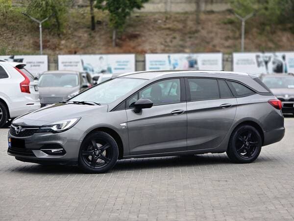 2020 Opel Astra — Miniatură 2