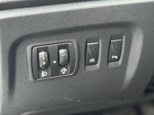 Renault Captur 2017 — Миниатюра 13