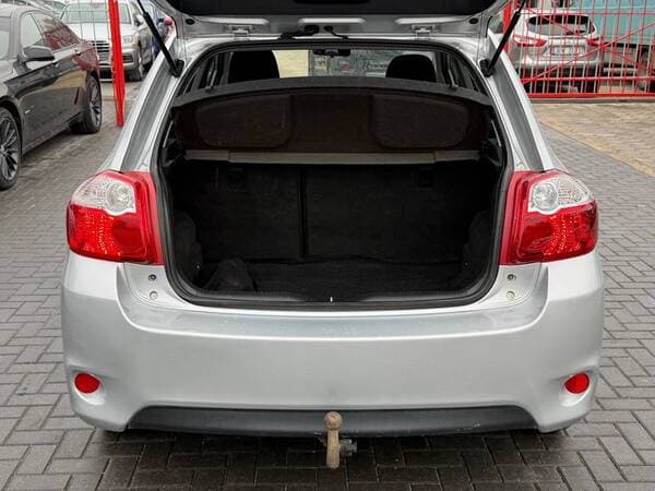 Toyota Auris 2010 — Миниатюра 16
