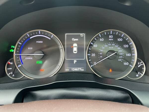 2017 Lexus ES 300h — Miniatură 24