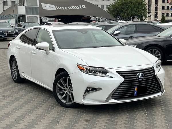 2017 Lexus ES 300h — Miniatură 2