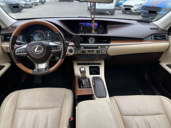 2017 Lexus ES 300h — Miniatură 10