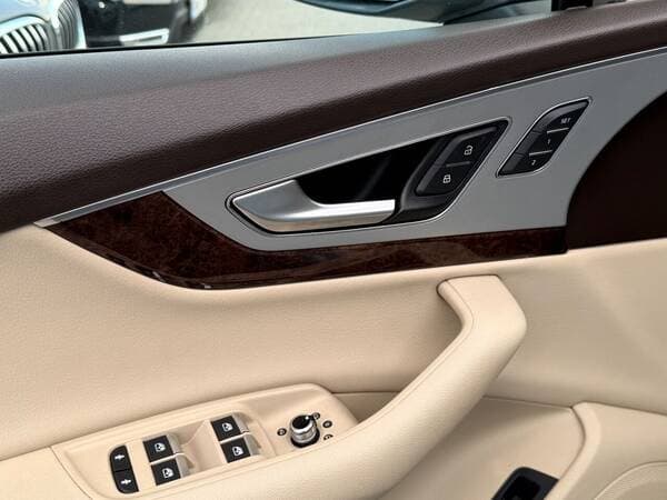 2019 Audi Q7 — Miniatură 19