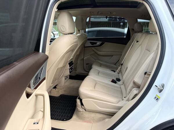 2019 Audi Q7 — Miniatură 22
