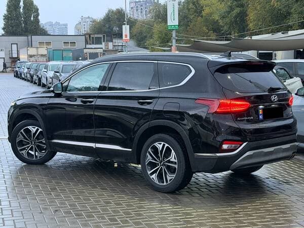 2019 Hyundai Santa Fe — Miniatură 3
