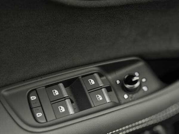 2026 Audi Q8 — Miniatură 14