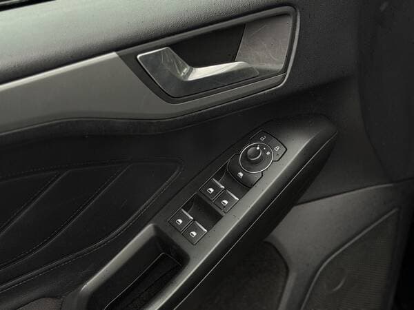 Ford Focus 2022 — Миниатюра 15