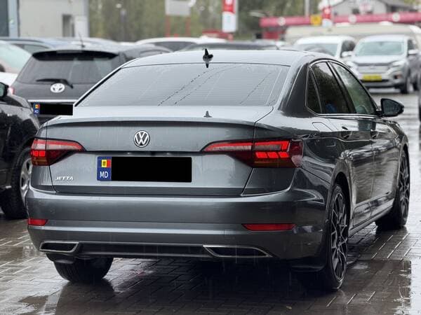 2018 Volkswagen Jetta — Miniatură 4