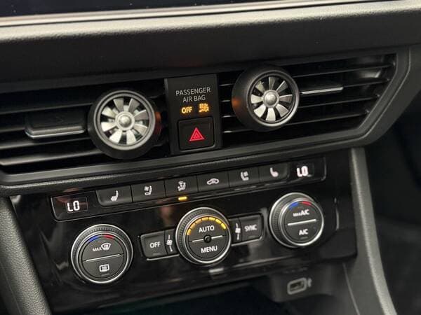 2018 Volkswagen Jetta — Miniatură 12