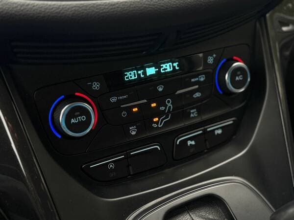 2019 Ford Kuga — Miniatură 13