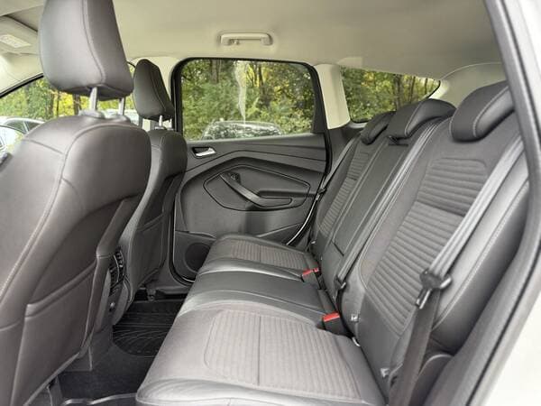 2019 Ford Kuga — Miniatură 18