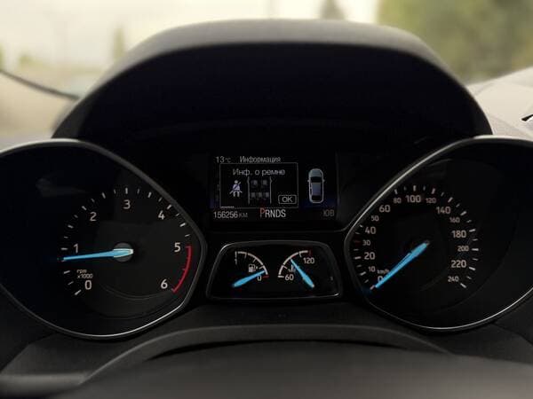 2019 Ford Kuga — Miniatură 10