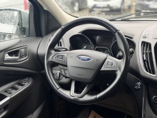2019 Ford Kuga — Miniatură 10