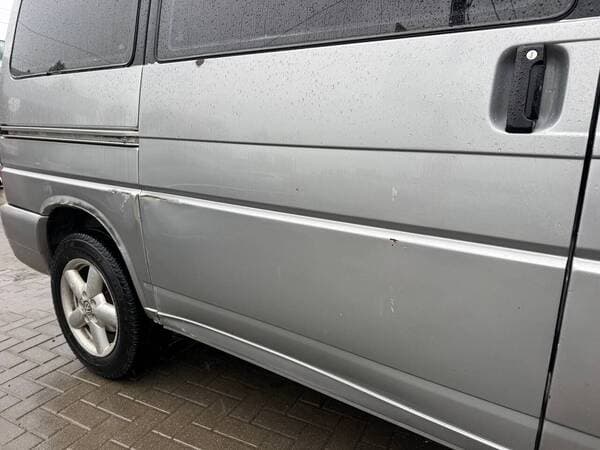 1999 Volkswagen Transporter — Miniatură 15
