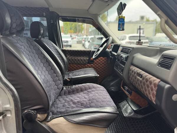 1999 Volkswagen Transporter — Miniatură 7