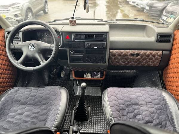 1999 Volkswagen Transporter — Miniatură 8