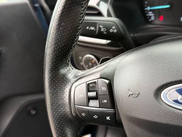 2018 Ford Fiesta — Miniatură 6