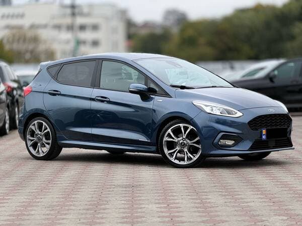 2018 Ford Fiesta — Miniatură 4