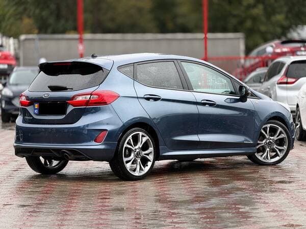 2018 Ford Fiesta — Miniatură 3