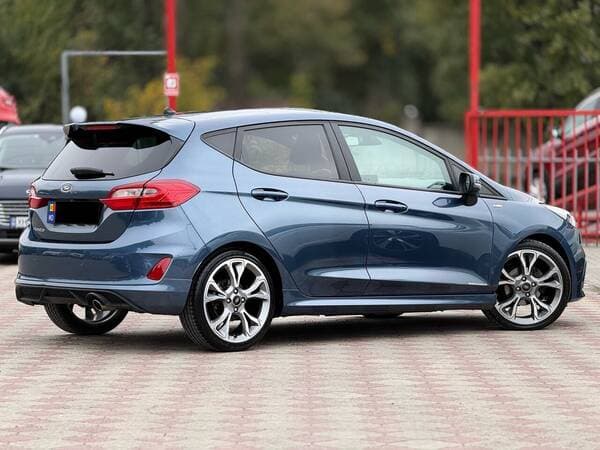 2018 Ford Fiesta — Miniatură 2