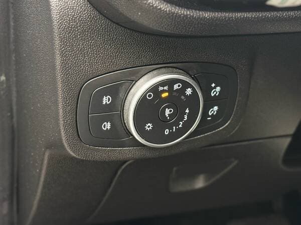2018 Ford Fiesta — Miniatură 17