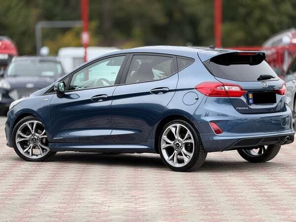 2018 Ford Fiesta — Miniatură 3