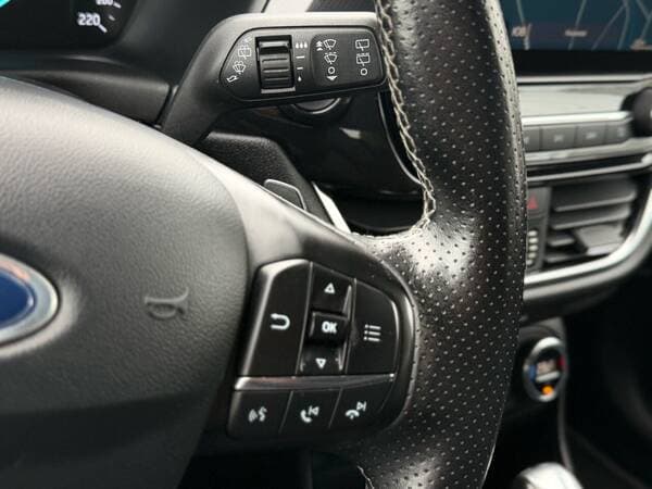 2018 Ford Fiesta — Miniatură 11