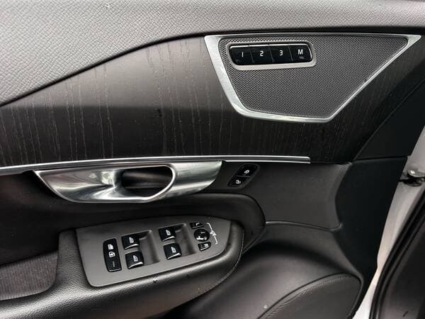 2020 Volvo XC 90 — Miniatură 8