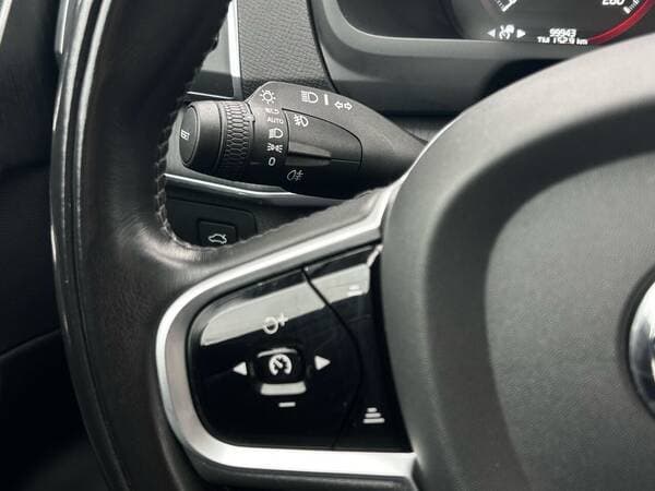 2020 Volvo XC 90 — Miniatură 11