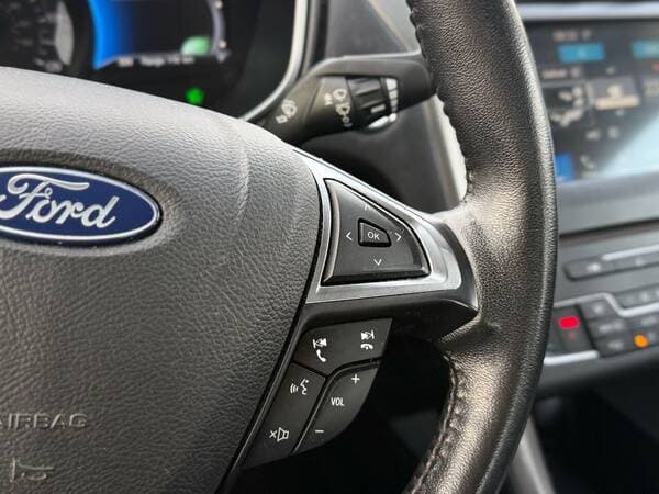 Ford Fusion 2018 — Миниатюра 9