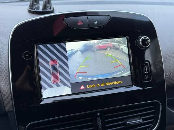 Renault Clio 2018 — Миниатюра 9