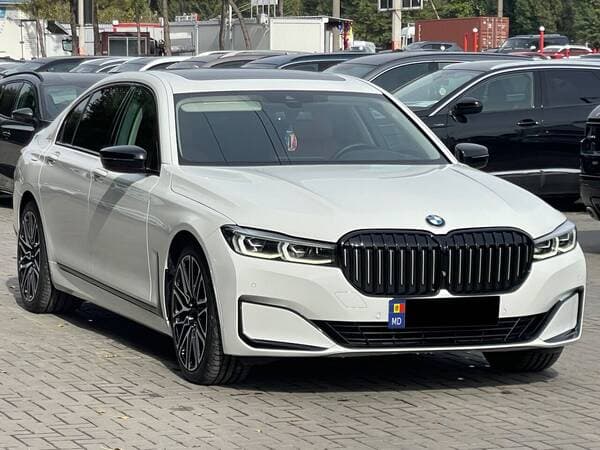 2021 BMW 740 — Miniatură 2