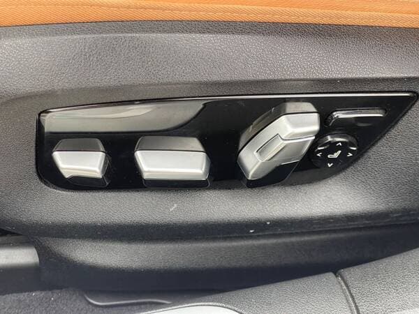 2021 BMW 740 — Miniatură 20