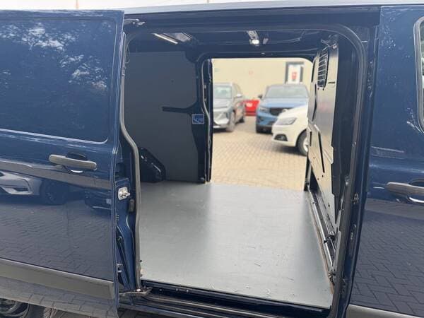2020 Ford Transit Custom — Miniatură 14