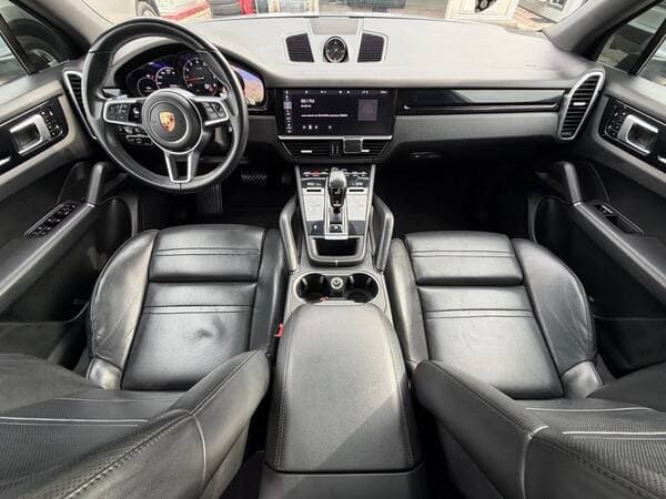 2020 Porsche Cayenne — Miniatură 10