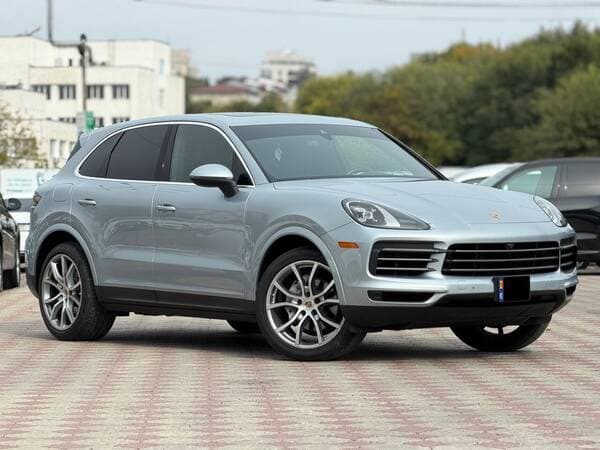 2020 Porsche Cayenne — Miniatură 2