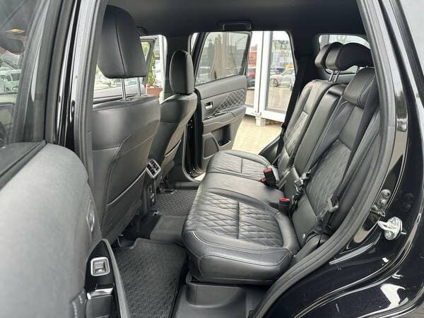 2019 Mitsubishi Outlander — Miniatură 20