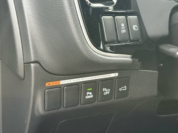 2019 Mitsubishi Outlander — Miniatură 17