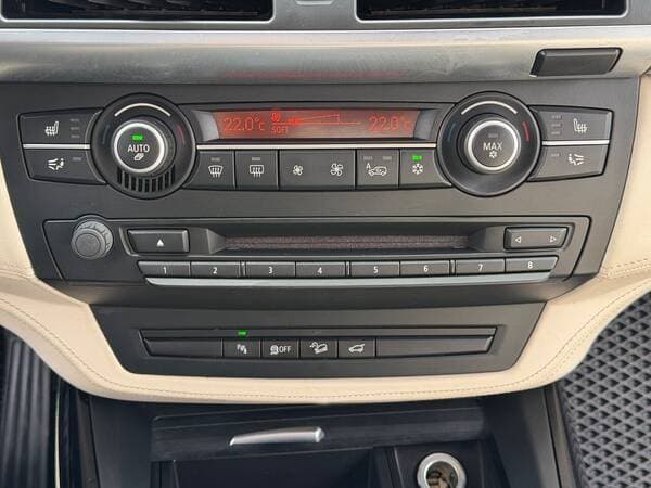 2010 BMW X5 3.5D — Miniatură 13