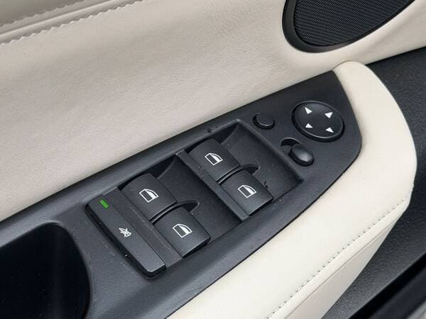2010 BMW X5 3.5D — Miniatură 17