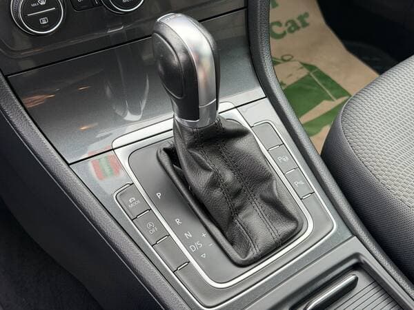 2019 Volkswagen Golf — Miniatură 14