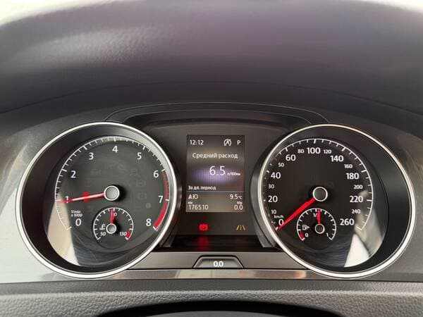 2019 Volkswagen Golf — Miniatură 10