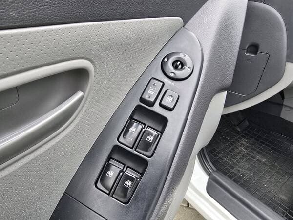 2008 Hyundai Elantra — Miniatură 14