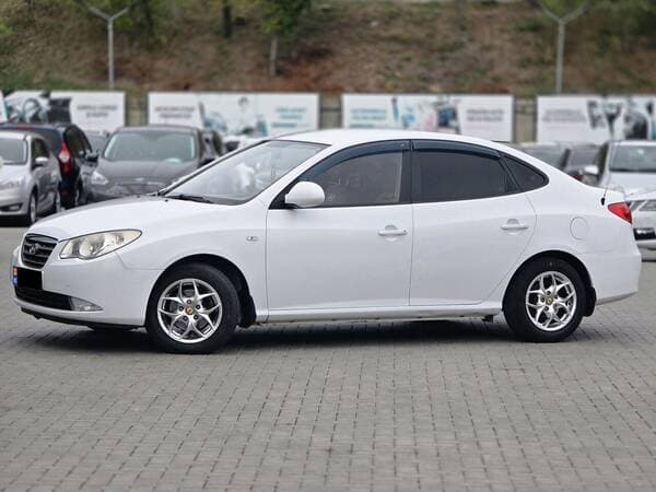 2008 Hyundai Elantra — Miniatură 2