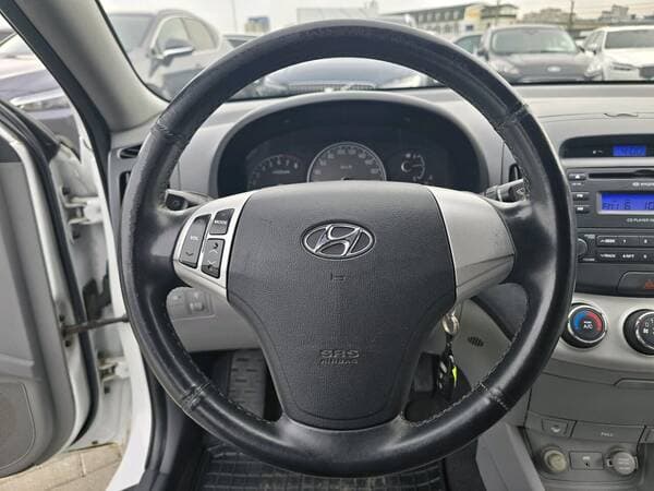 2008 Hyundai Elantra — Miniatură 8