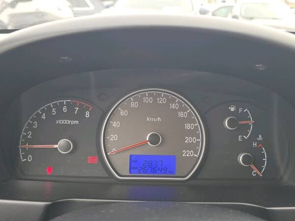 2008 Hyundai Elantra — Miniatură 9