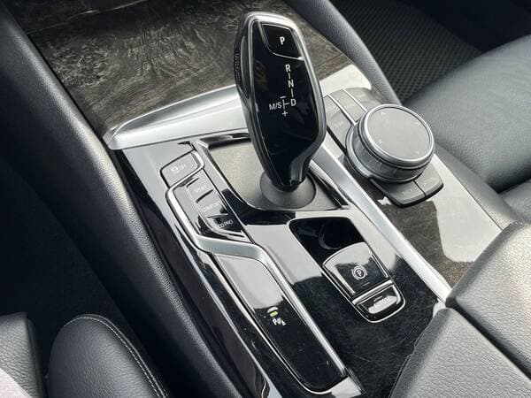 2020 BMW 530 — Miniatură 16